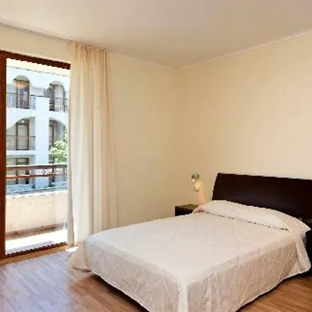 Hotel The Sunrise Club 3*